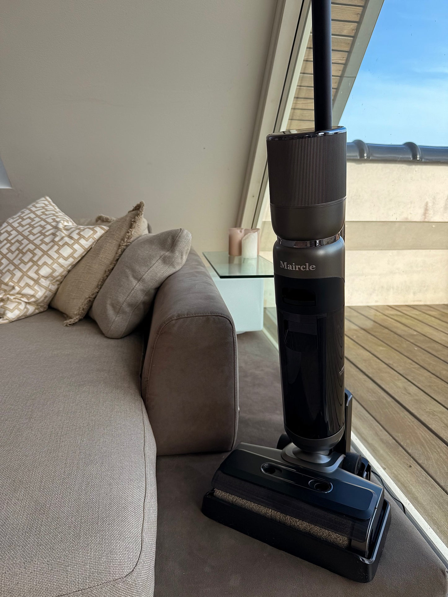 Cordless Vacuum Mop - demomodel